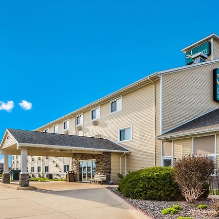 Quality Inn & Suites Eldridge Davenport North Ngoại thất bức ảnh