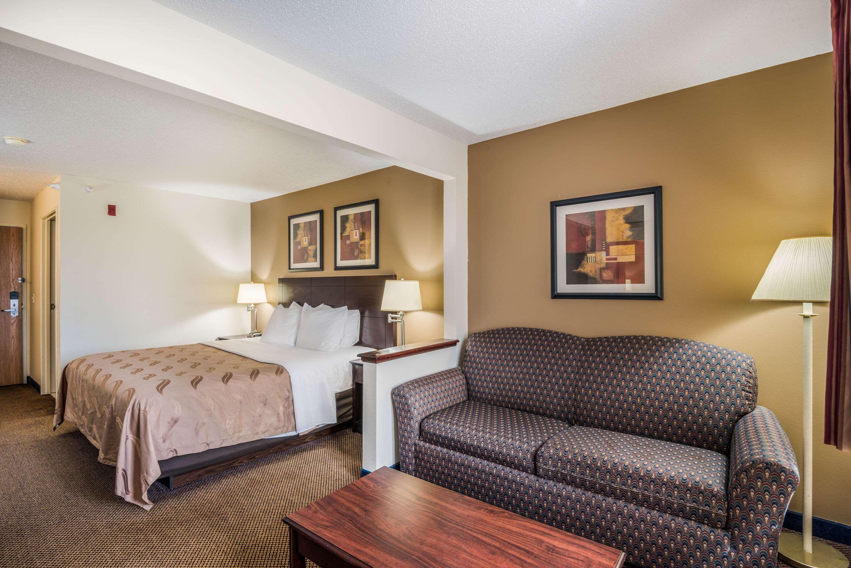 Quality Inn & Suites Eldridge Davenport North Ngoại thất bức ảnh