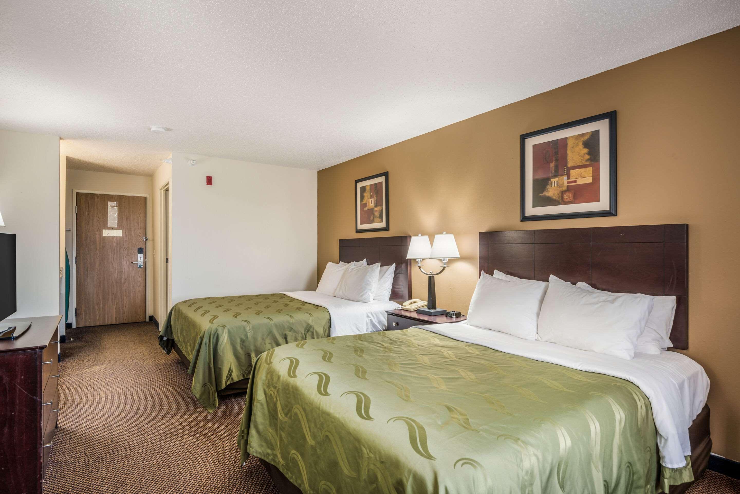 Quality Inn & Suites Eldridge Davenport North Ngoại thất bức ảnh