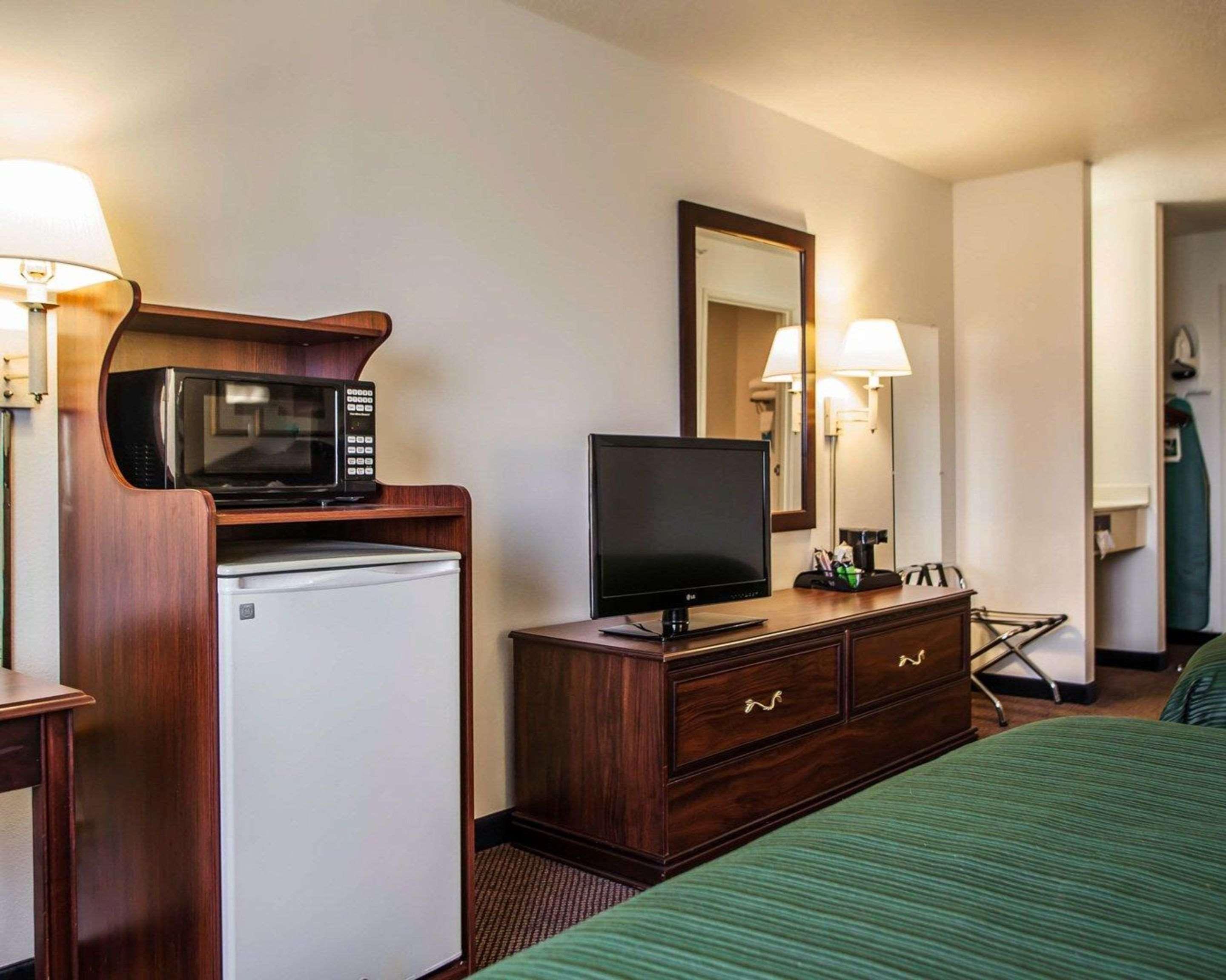 Quality Inn & Suites Eldridge Davenport North Ngoại thất bức ảnh