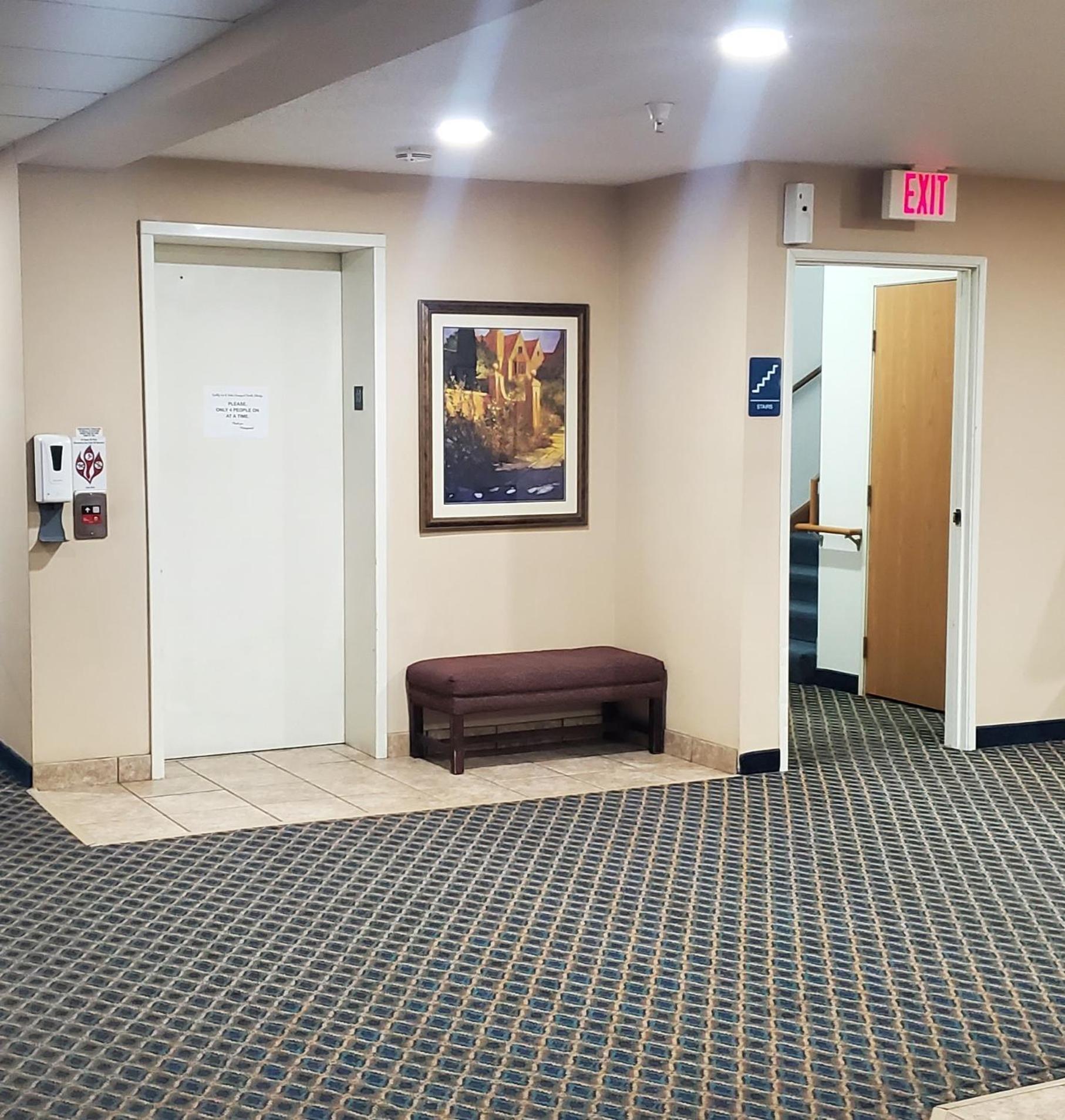 Quality Inn & Suites Eldridge Davenport North Ngoại thất bức ảnh